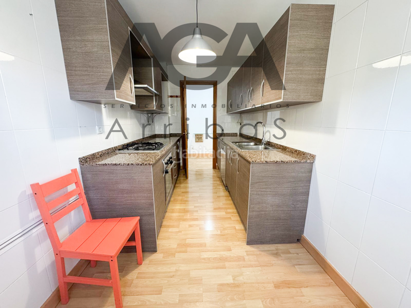 Foto 1eab90e1-42c5-46ed-99cf-1d00a711f4af. Pis amb calefacció a Bufalà Badalona