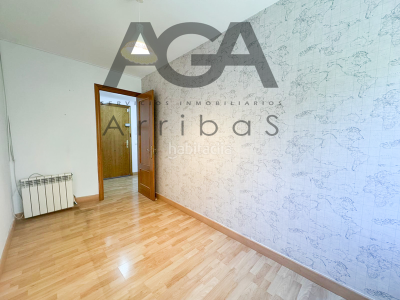 Foto 82cedaa9-b232-4ef0-bbc5-e5ee3ebdc9e8. Pis amb calefacció a Bufalà Badalona