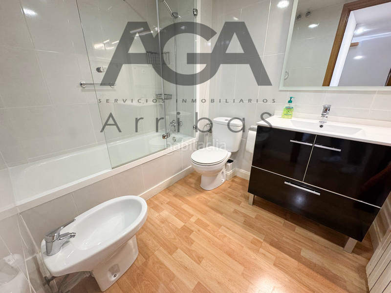 Foto ae9a559d-2c9b-432d-846f-f817c475b824. Pis amb calefacció a Bufalà Badalona