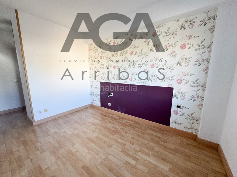 Foto ed2510cc-6cee-4349-940e-5b322f364be7. Pis amb calefacció a Bufalà Badalona