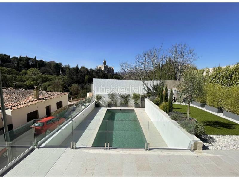 Foto 673bbb68-b75d-4288-9ec6-8967636e9bc7. Haus mit parking in Sant Daniel Girona