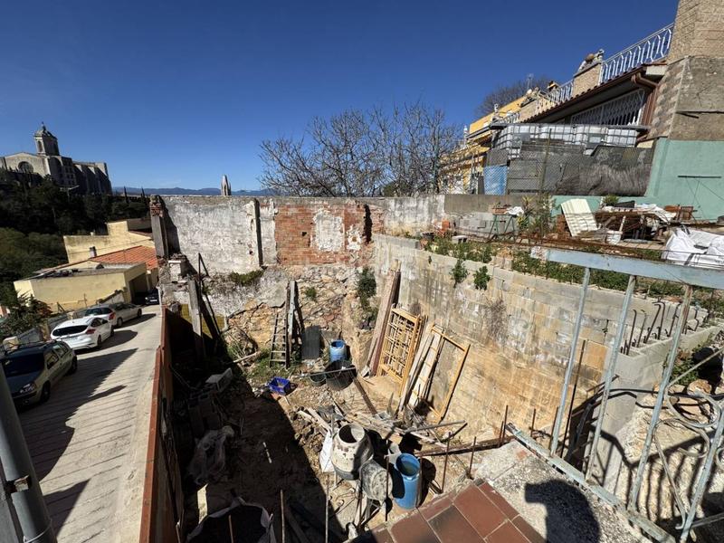 Foto bb59e8d2-b27d-4614-8cc2-e007c88f37c3. Haus mit parking in Sant Daniel Girona