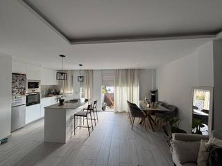 Duplex  Enric lluis roure. Dúplex con garaje en calonge