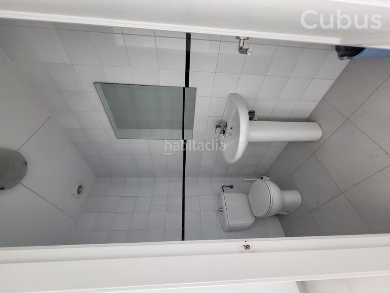 Foto 2c646515-cada-4960-a28c-2df0ed943329. Local comercial a Olot