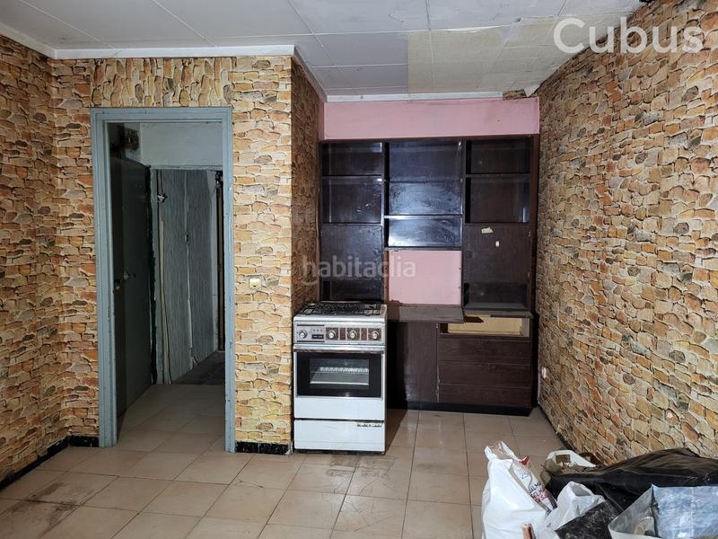 Foto 370358b2-3e69-4324-8583-653d86bb7df3. Edificio en Olot