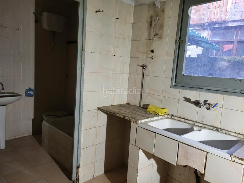Foto 71574d40-583b-4664-9a21-88c409ddd1d5. Edificio en Olot