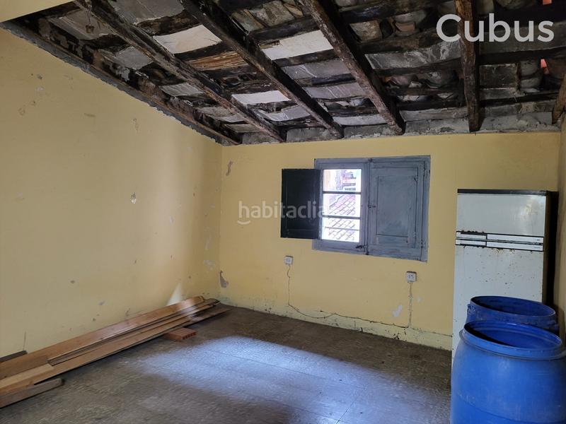 Foto c45ac058-2fb7-4d08-bf99-49b65ec30bf3. Edificio en Olot