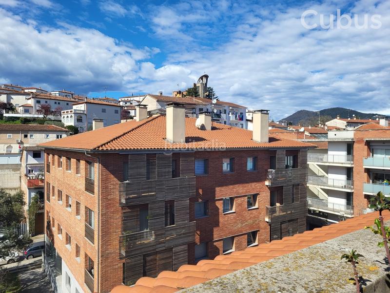 Foto af47e006-addb-42f2-8a70-5e72636f4e1f. Dúplex en Olot