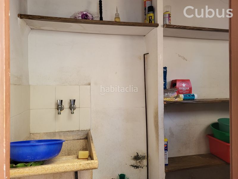 Foto 4cce4eef-76f3-4712-9d3b-08cec79fddf1. Casa adossada amb calefacció aparcament a Olot