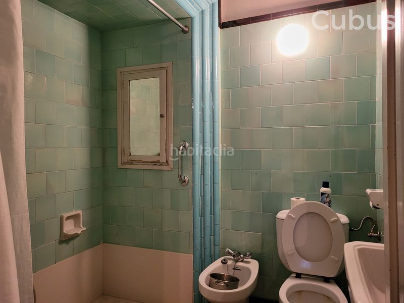 Foto 89cdb220-c9a1-4321-b47a-2881bda9a678. Casa adossada amb calefacció aparcament a Olot