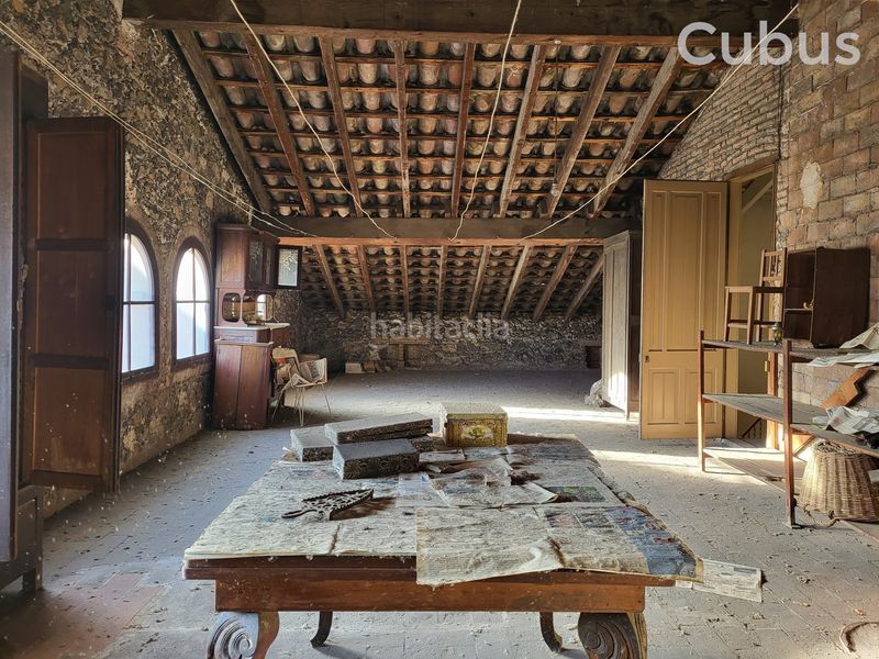 Foto edb56aa2-b5ce-4662-8521-1eb3d5b44afd. Casa adossada amb calefacció aparcament a Olot