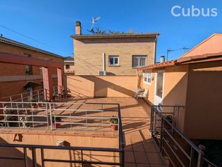 Casa adosada en Olot