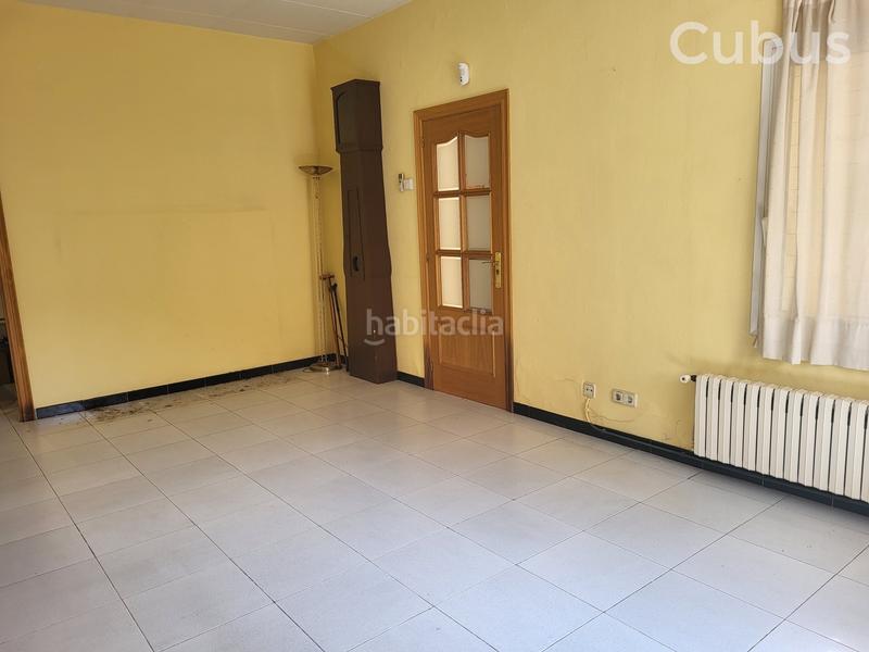 Foto 84ce081c-cba0-455e-8086-81dbd3f530aa. Casa pareada en Olot