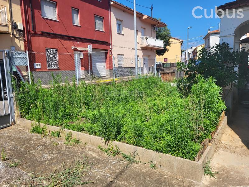 Foto faf9604b-9dbd-42a6-b5ab-5434cc795ff9. Casa pareada en Olot