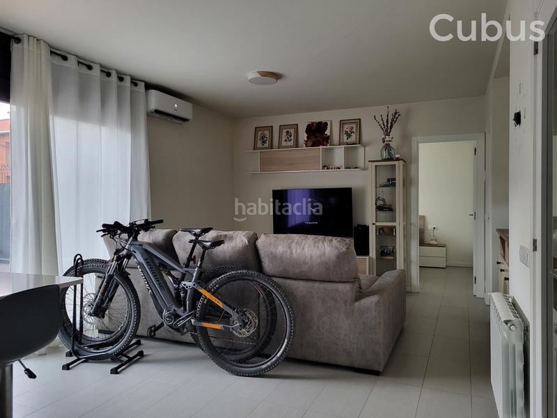 Foto 30fa7a37-b133-4b79-abd7-3c7b109bd55d. Planta baja en Olot