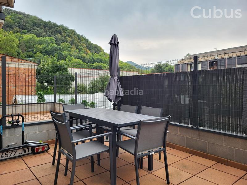 Foto 753befa8-e865-4546-8648-bd1f2c03e2ab. Planta baja en Olot
