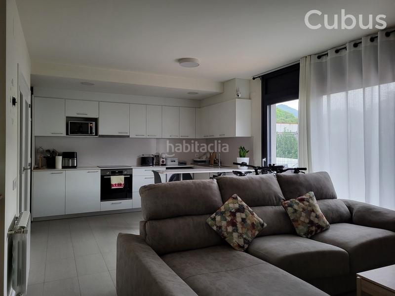 Foto ee1275ef-49b6-4ba3-ab24-286848626735. Planta baja en Olot