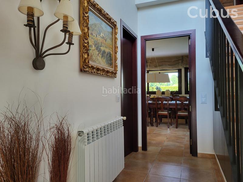 Foto 19fe852d-b36d-4faf-9e74-7f774b42a030. Casa con riscaldamento parcheggio in Vall d´en Bas (La)