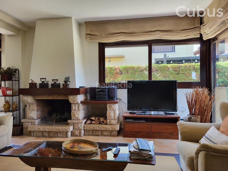 Foto 2ad5ba68-53c1-4923-a574-998ee38aa90e. Casa con riscaldamento parcheggio in Vall d´en Bas (La)