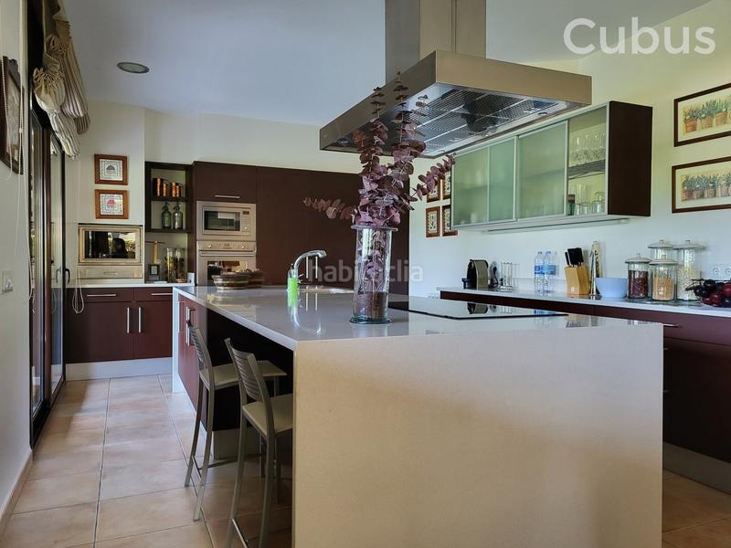 Foto 5a747ea7-ba8e-4fc3-a280-3c03c65cd016. Casa con riscaldamento parcheggio in Vall d´en Bas (La)