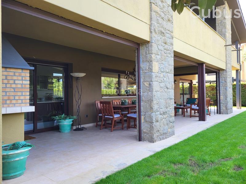 Foto ceb5526e-5681-4b09-90e1-54fe7d96943a. Casa con riscaldamento parcheggio in Vall d´en Bas (La)