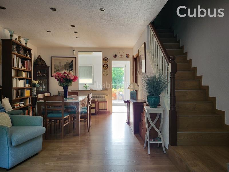 Foto 15b48ef5-fbc7-40a7-8829-688dc1056124. Casa adossada amb calefacció aparcament a Olot