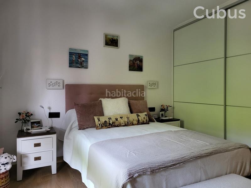 Foto 1bccce5f-9df2-495a-9332-c9b94255fb64. Casa adossada amb calefacció aparcament a Olot