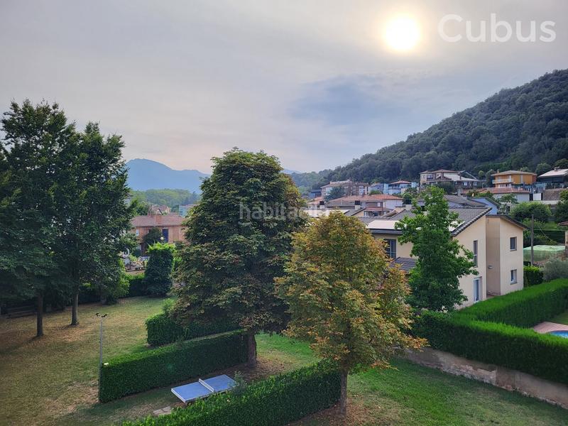 Foto 63c3206c-2ac3-48b2-92d1-1d70a83f4173. Casa adossada amb calefacció aparcament a Olot