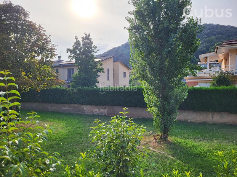 Foto bf8669c0-4fc0-4646-8209-3408a867aabc. Casa adossada amb calefacció aparcament a Olot