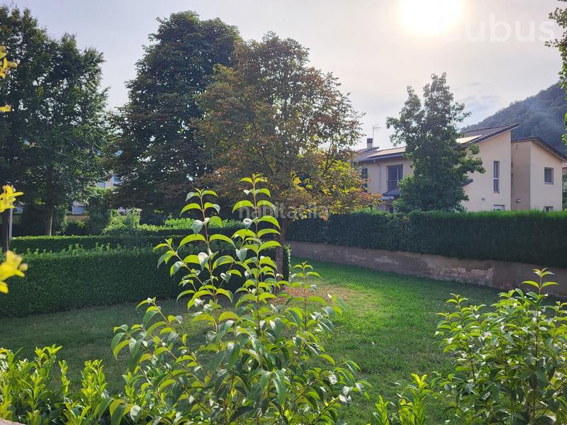 Foto c4908778-119a-47b6-9329-ba167d9ce493. Casa adossada amb calefacció aparcament a Olot