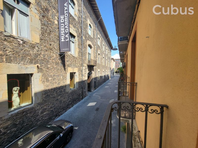 Foto 651a12b4-24cd-4368-879c-77094cef4ed1. Pis a Olot