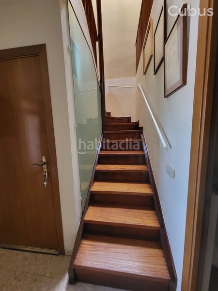 Foto 1c3422d5-a5d6-4608-a45b-d23607febe7d. Casa amb calefacció aparcament a Olot