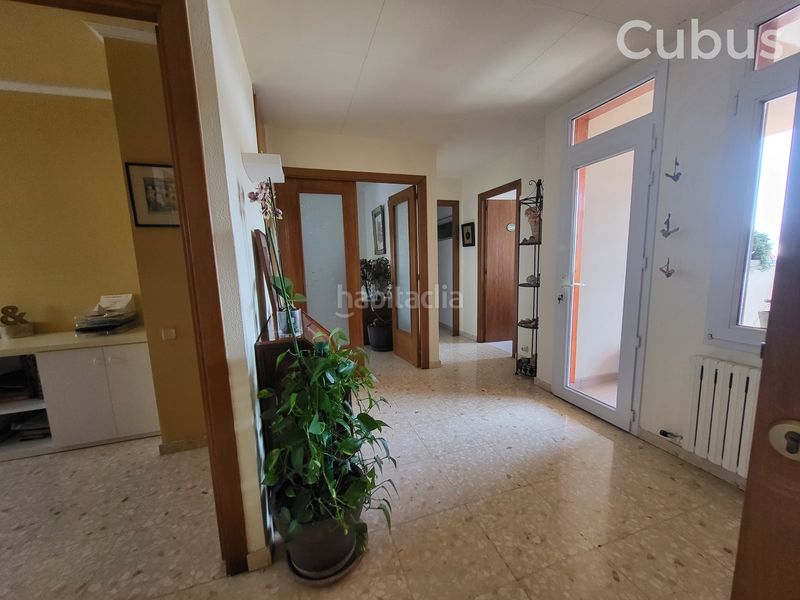 Foto 27c0a7f3-9f4d-4647-a86e-7225f5044383. Casa amb calefacció aparcament a Olot