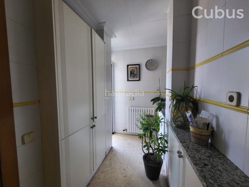 Foto aa42c541-8cce-4d0f-9ea5-5684ea405b12. Casa amb calefacció aparcament a Olot