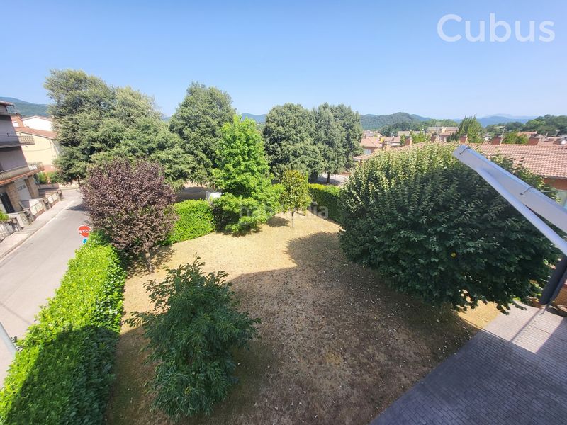 Foto cfde56ea-3892-4450-b401-13e1e57e96cf. Casa amb calefacció aparcament a Olot