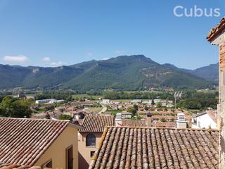 Masia a Vall d´en Bas (La)