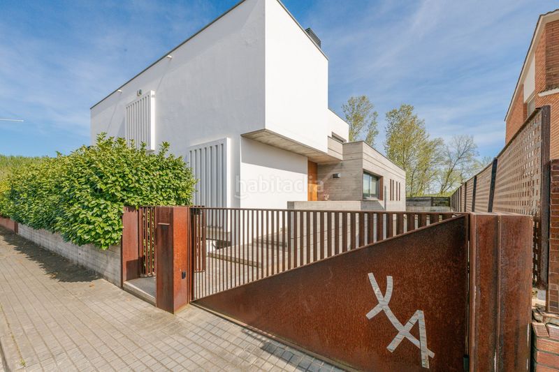 Foto 824e757a-7f0d-4597-882f-ce9943a6dda1. Casa a Cornellà del Terri