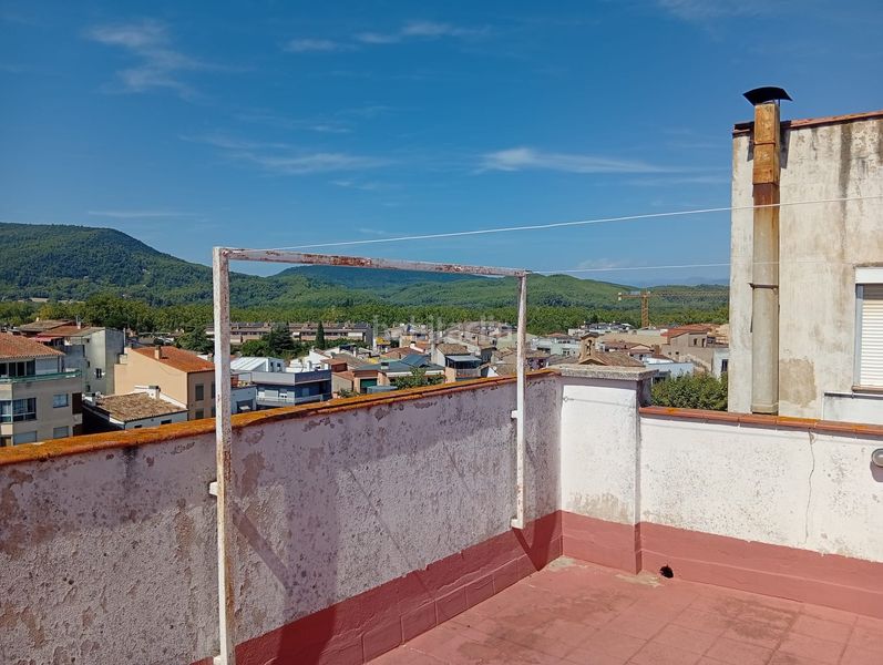 Foto 1b33bf58-5a86-4661-a794-d7319e010cd9. Àtic amb calefacció a Banyoles