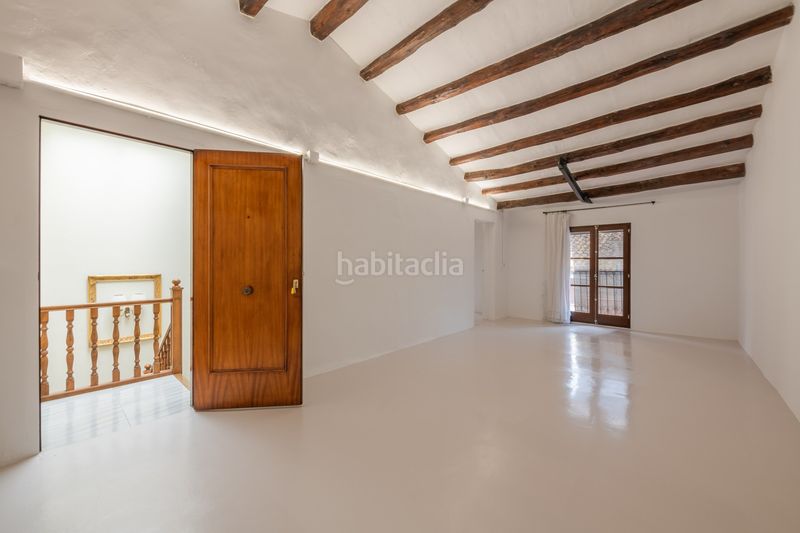Foto 6ad814dd-f6a6-4d75-be09-45ee945a64d9. Masia amb calefacció a Tortellà
