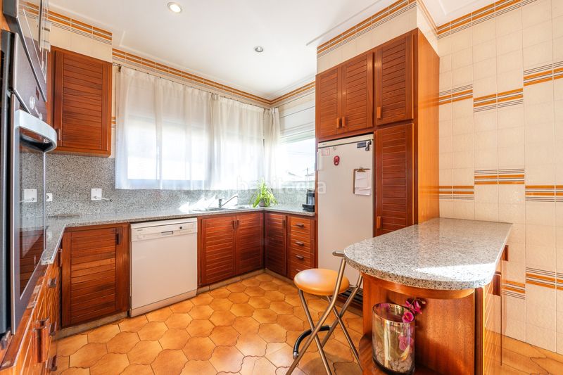 Foto 5ab966a9-92bf-434d-ace4-c00cead1425c. House with parking pool in Banyoles