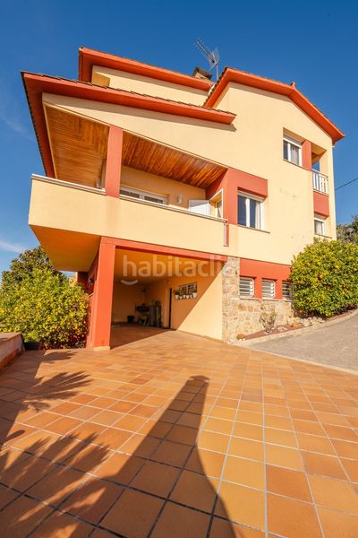 Foto 92731e4c-9d1e-4522-a008-68d011342991. House with parking pool in Banyoles