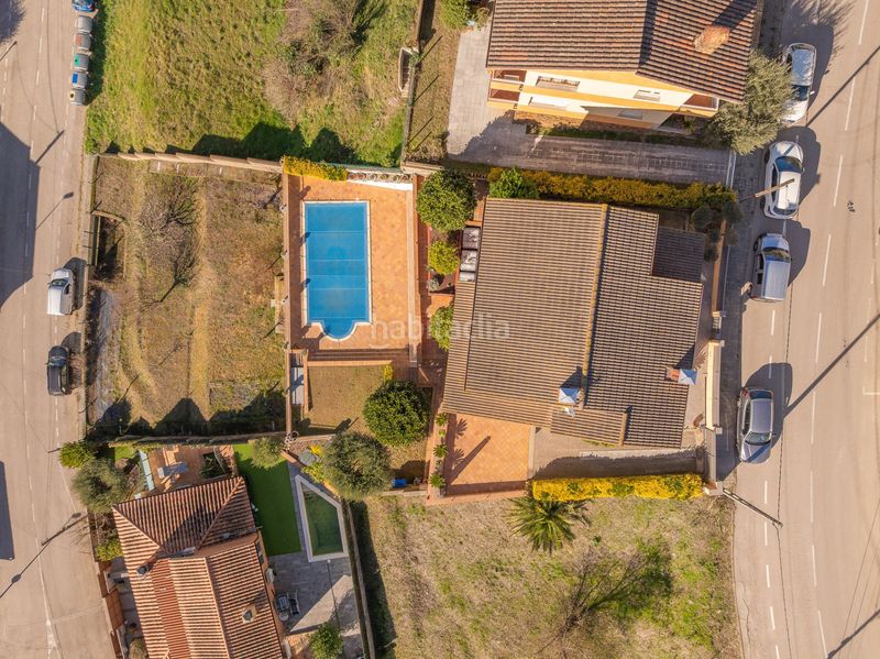Foto 9a6283a2-0517-4432-94e7-f5f4530e9f64. House with parking pool in Banyoles