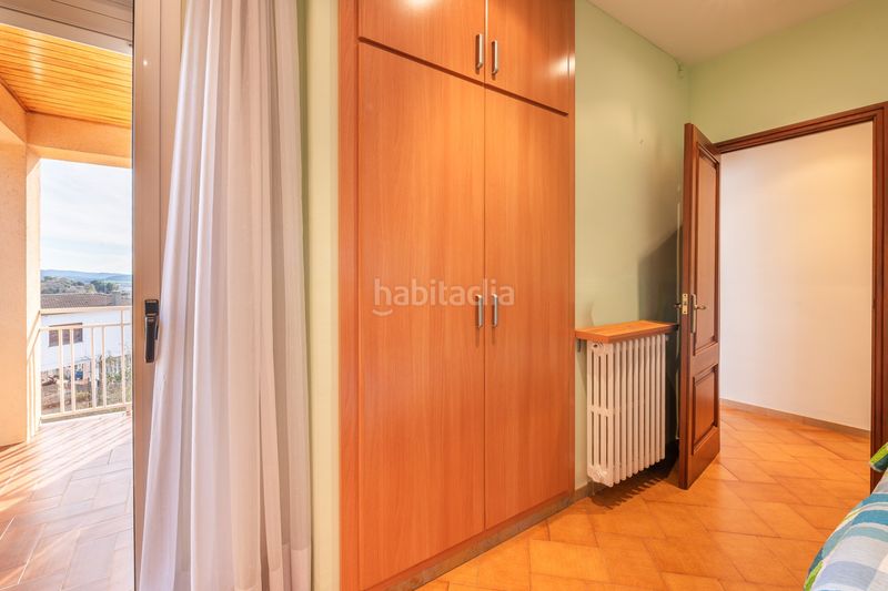 Foto b611925f-a924-4f72-89a1-f14639a2bddb. House with parking pool in Banyoles