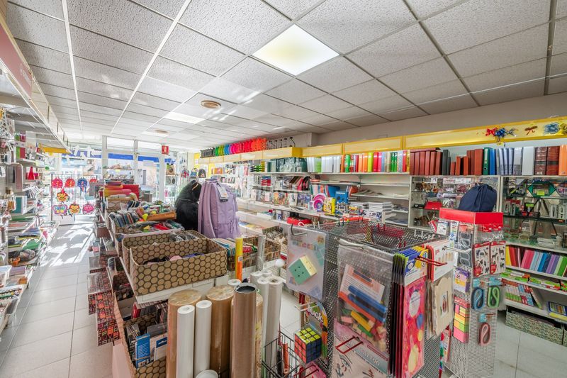 Foto 569db63e-7a84-4886-961a-62af9055380b. Local comercial a Banyoles