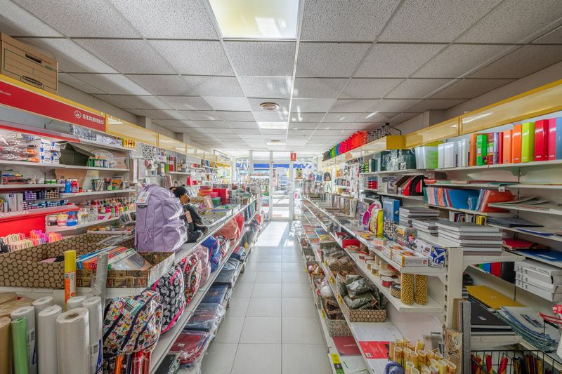 Foto 6737d48f-103a-40c3-b231-c325b0a59db9. Local comercial a Banyoles
