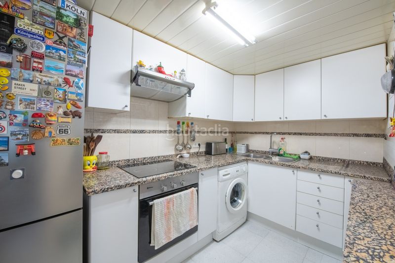 Foto ffa70772-99e6-4ced-be31-75772075139d. Local comercial a Banyoles