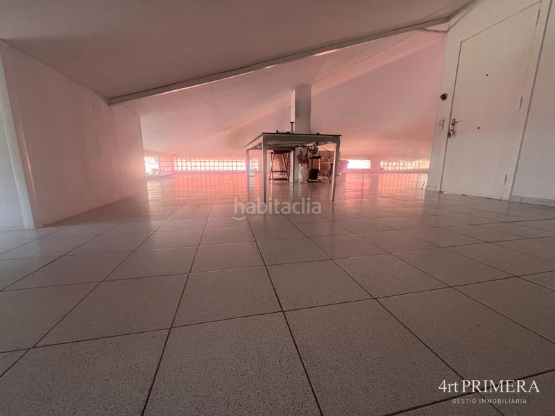 Foto 7e012dbb-b7cb-4d88-b036-83cadf9bca32. Loft ¡loft abuhardillado , junto a calle girona! en Granollers