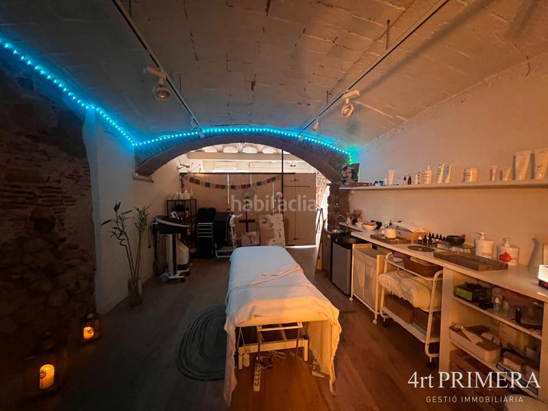 Foto ab101a62-bb1d-4b3f-a734-e7bd39fbce76. Alquiler local comercial se alquila precioso local comercial en una ubicación inmejorable, situado en pleno centro en Granollers