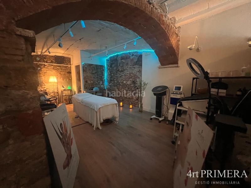 Foto 461dcd62-8f3a-4e1c-a81b-88264d4f628e. Location local commercial avec chauffage dans Centre Granollers