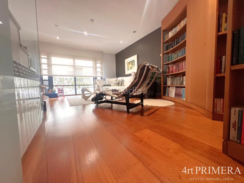 Foto 1b3cec7c-dac6-43d4-8508-cdebeab5c3ed. House with fireplace heating parking in Centre Granollers